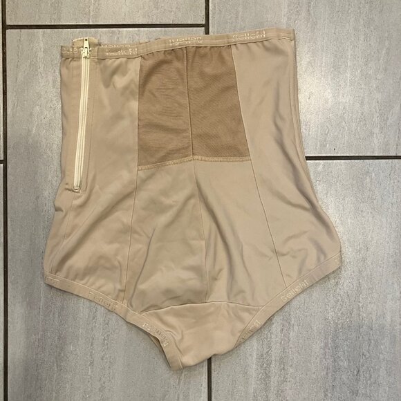 Bellefit postpartum dual closure c section girdle - Picture 1 of 3